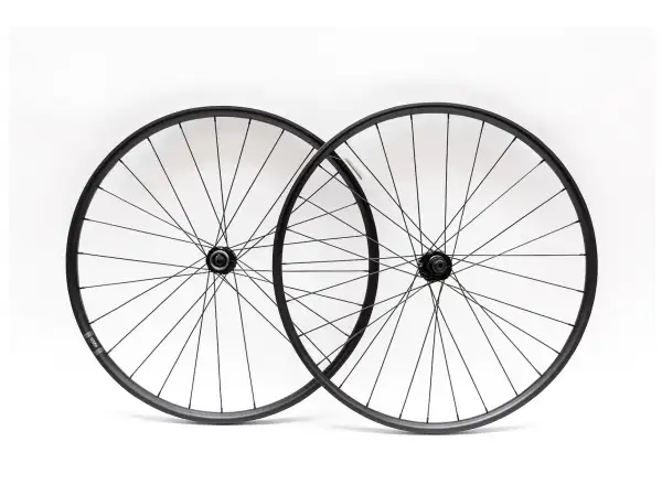 WTB ST i25/Formula eingespeichte Gravel-Laufräder Freilauf Shimano HG11 - VOM FAHRRAD DEMONTIERT