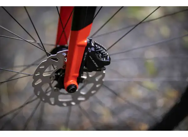 Superior X-Road Issue Glanz Schwarz Metallic/Chrome Silber/Team Rot Rennrad