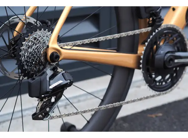 Cervélo Soloist Force eTap AXS Rennrad Goldstaub