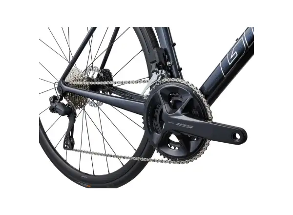 Giant TCR Advanced 1+ Disc-PC Rennrad cold night