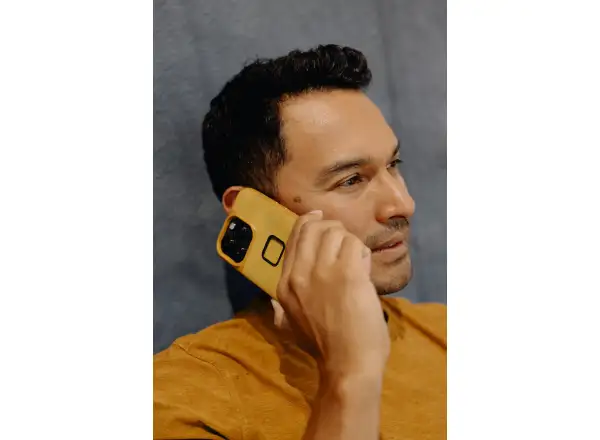 Peak Design Everyday V2 Hülle für das iPhone 15 Pro Midnight