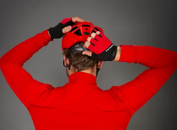 Endura Xtract II Helm Rot