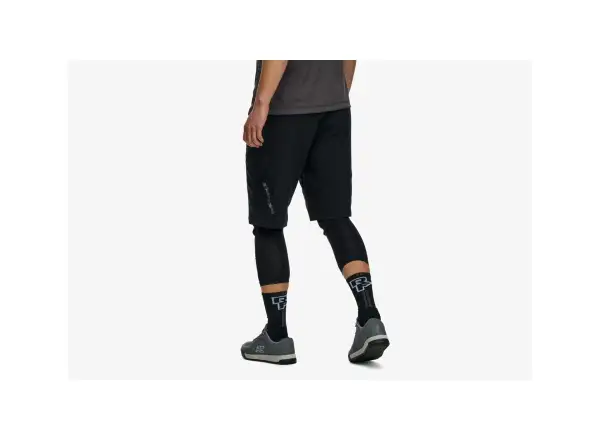 Race Face Nimby Damen Shorts Schwarz