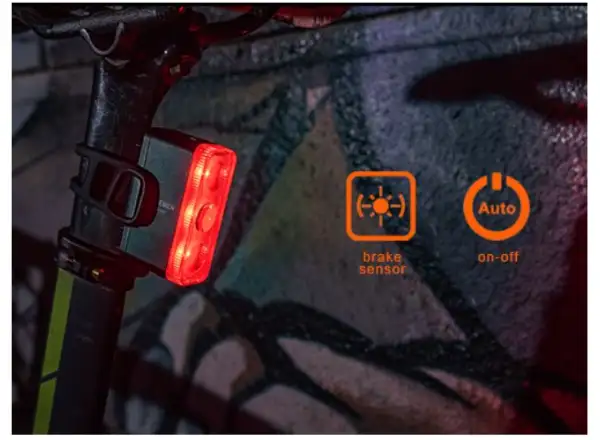 Ravemen TR500 Rücklicht mit Bremslichtsensor Rot