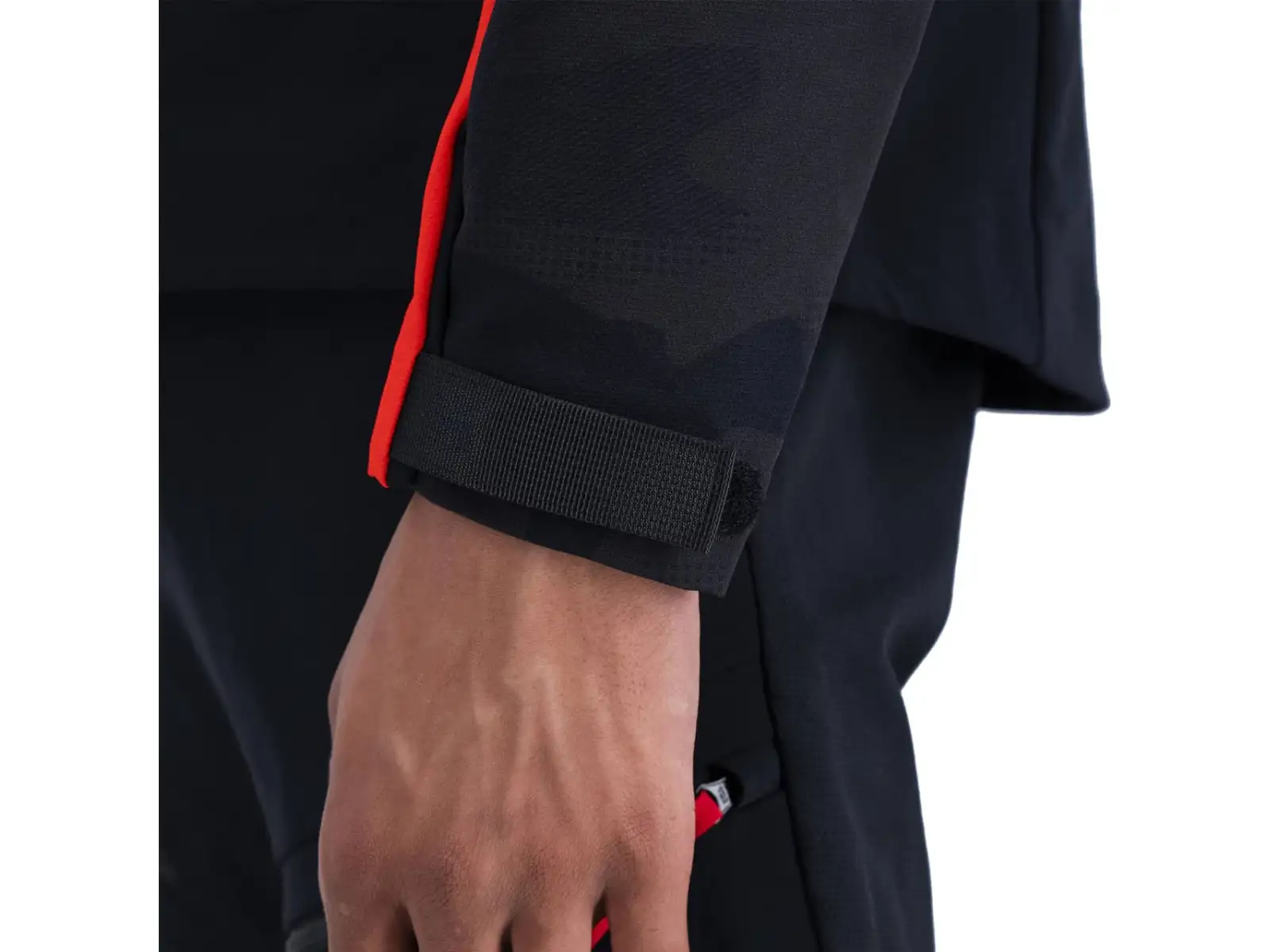 Swix Surmount Softshell Herrenjacke Schwarz/Feuerrot