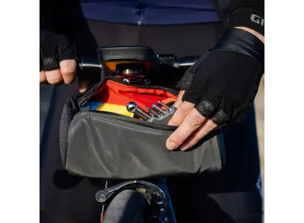 Blackburn Grid Lenkertasche Schwarz