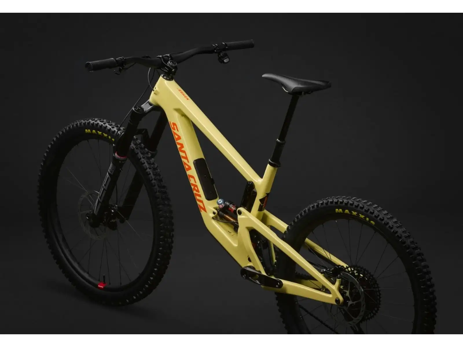 Santa Cruz Nomad 6 CC MX X0 AXS Coil Vollgefedertes Fahrrad Gelb