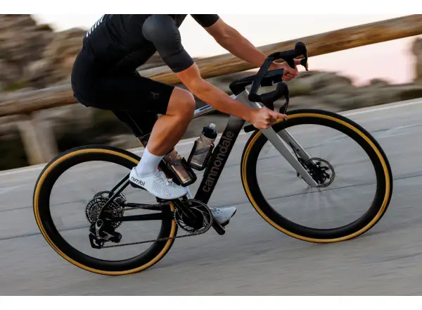 Cannondale Synapse LAB71 SMARTSENSE Rennrad Black Marble (BMB)