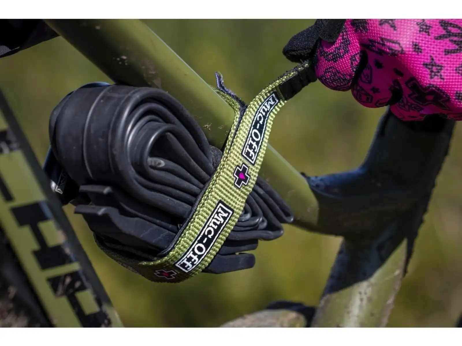 Muc Off Utility Frame Strap Fahrradrahmen Gurt in Rosa
