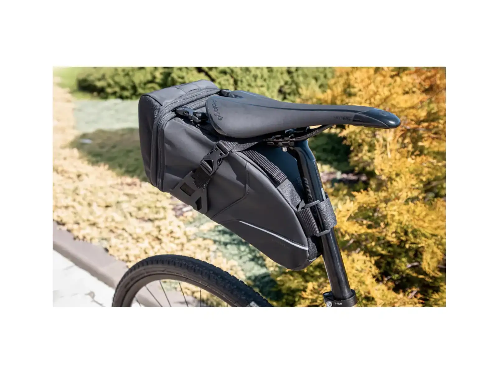 Force Adventure XL Satteltasche unter dem Sattel
