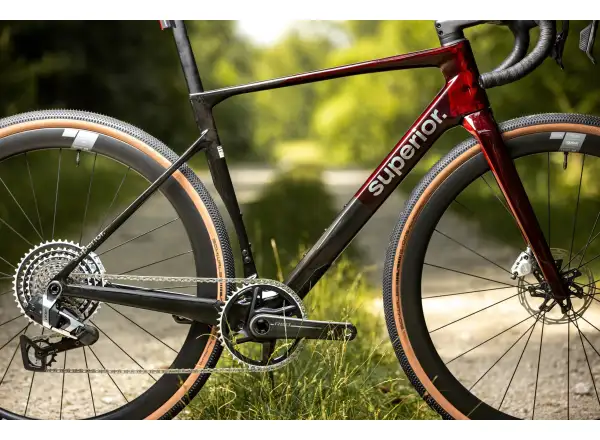 Superior XR 9.9 GR Gravelrad Matte Carbon/Gloss Red