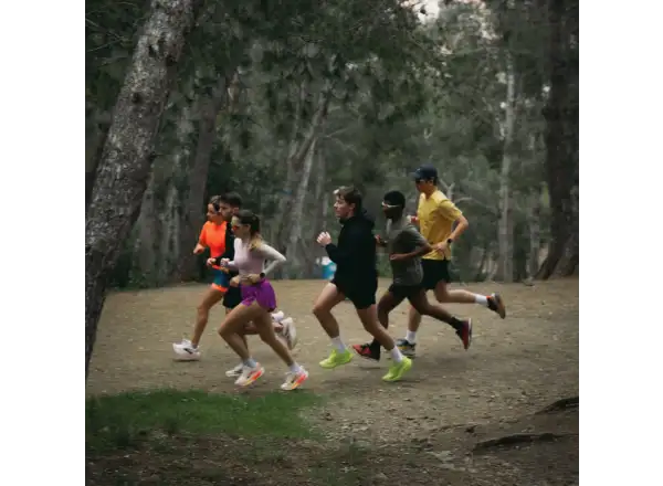 Suunto Run Smartuhr Coral Orange