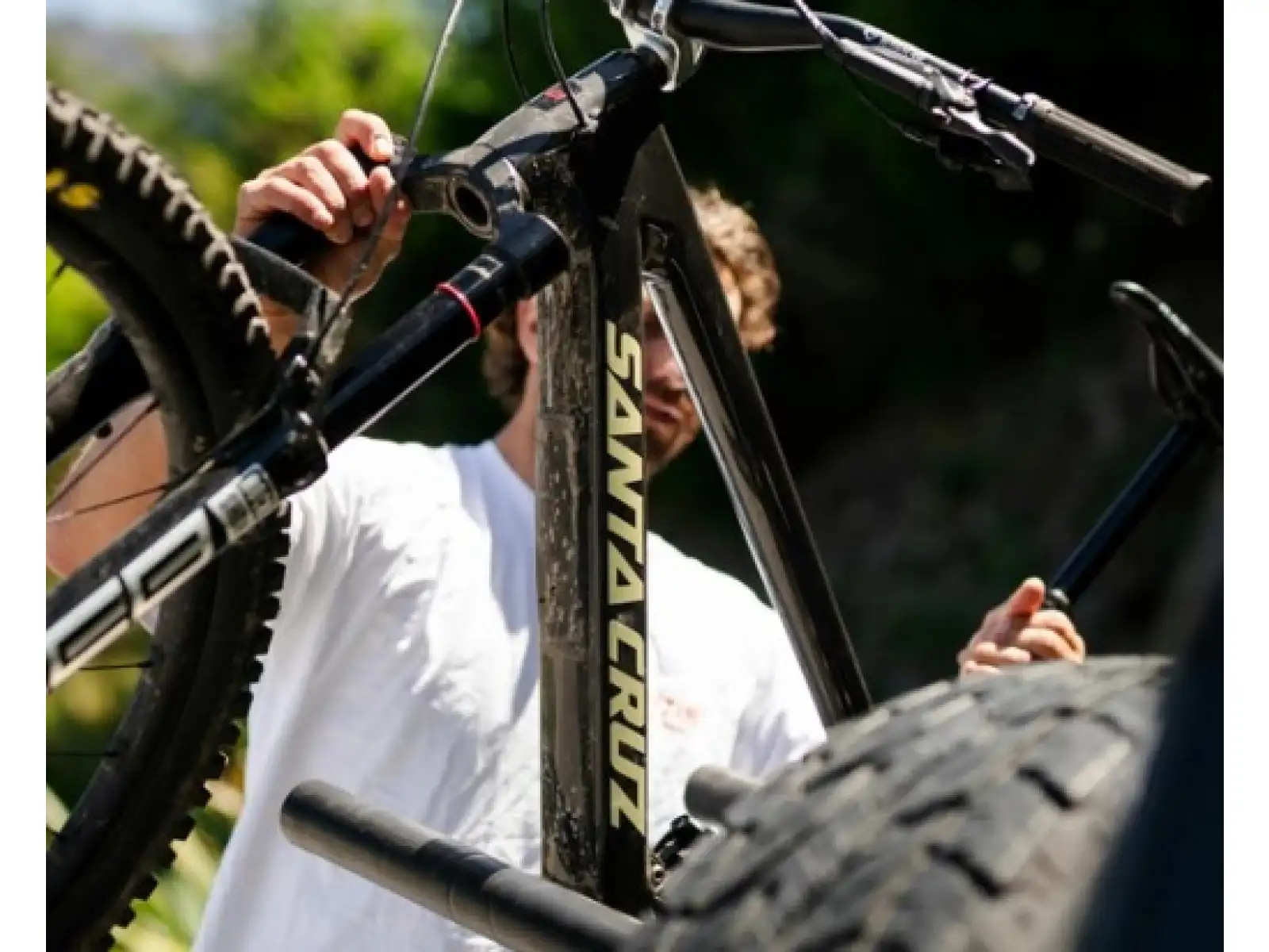 Santa Cruz Megatower 2 CC Rahmen-Set mit Rock Shox Super Deluxe Ultimate Coil Dämpfer