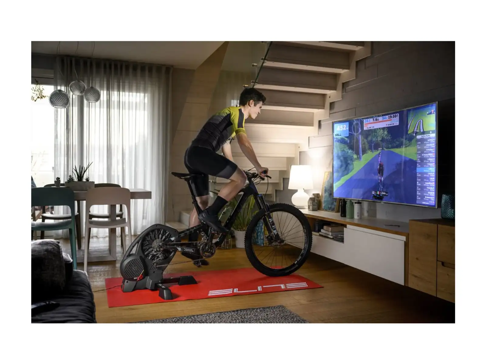 Elite Direto XR-T Trainer mit Matte