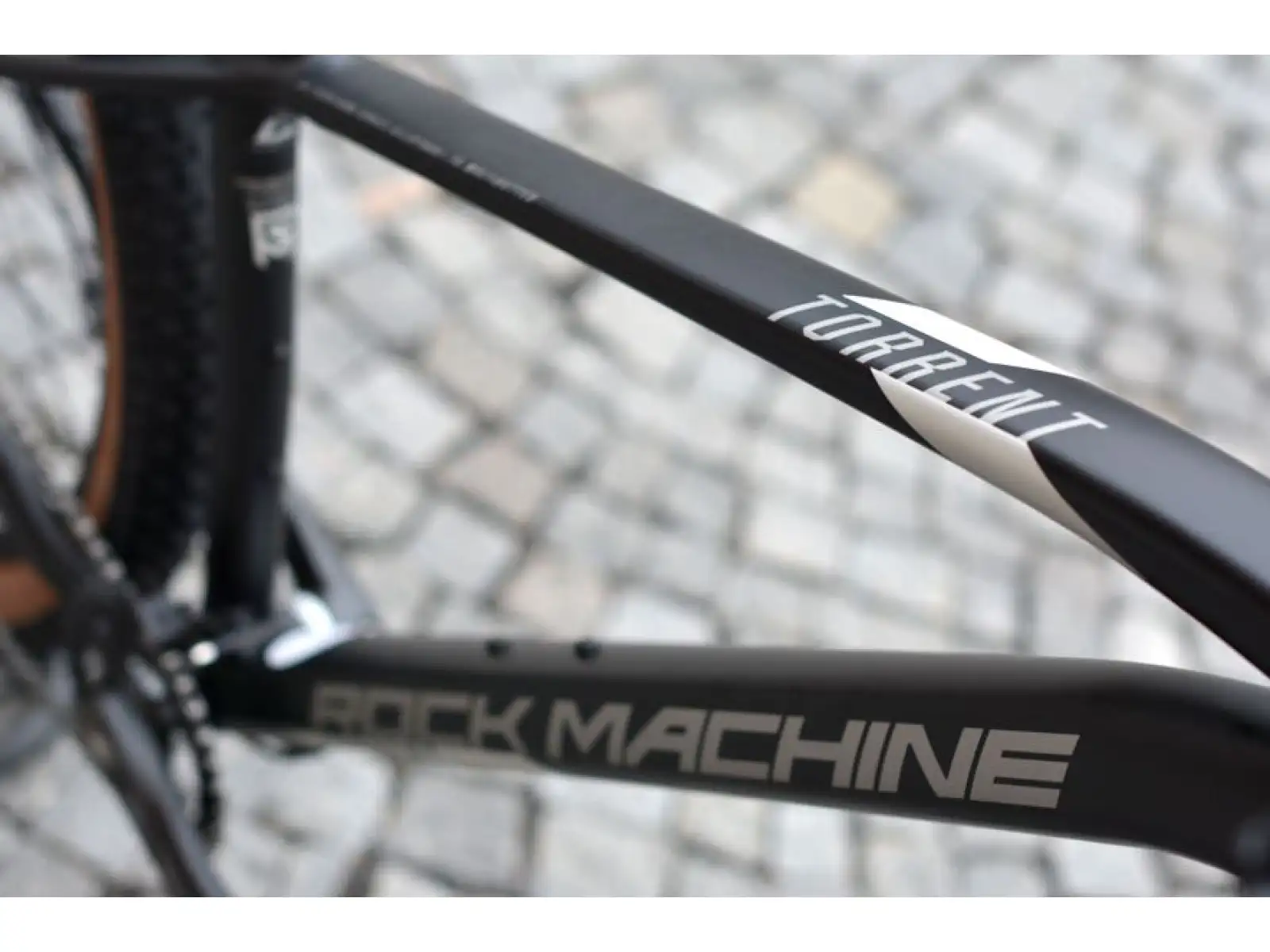 Rock Machine Torrent 90-29 Matte Schwarz/Grau/Silber Mountainbike.