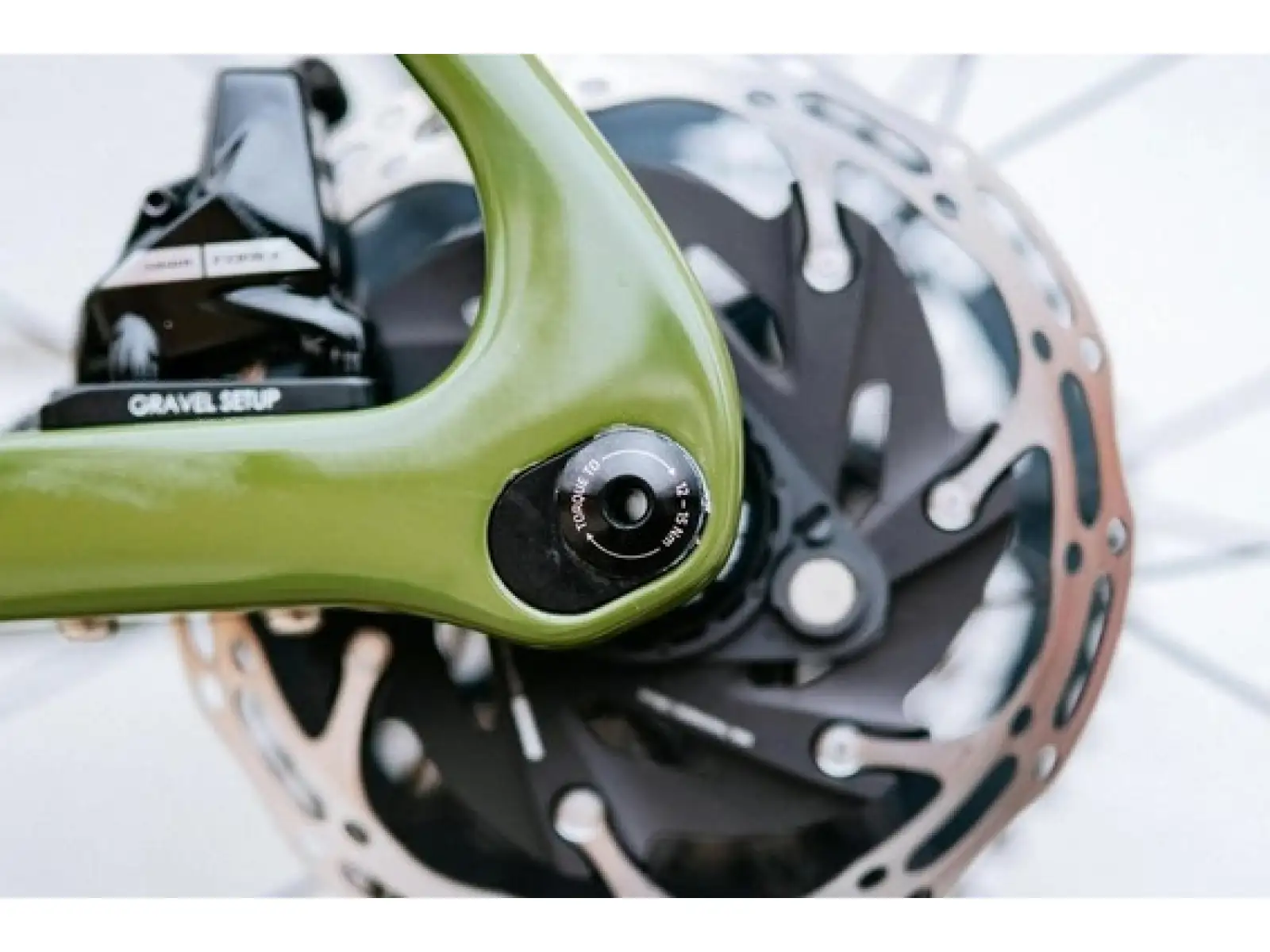 Cervélo Rouvida Force XPLR AXS 1 Straßenelektrofahrrad Expedition Green