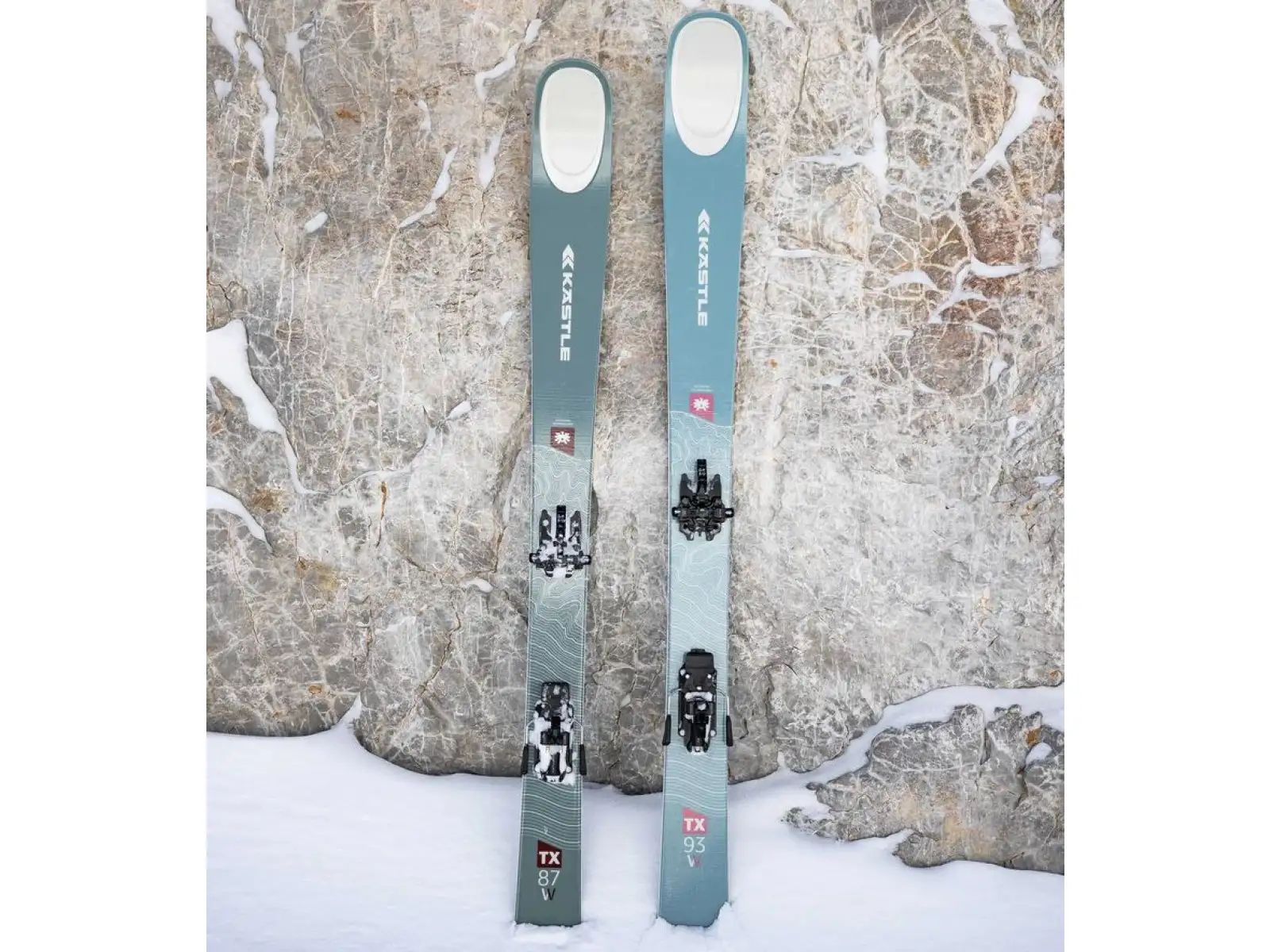 Die Kästle TX93 Damen Skitourenski + Tour 12 Pro Bindung Set.