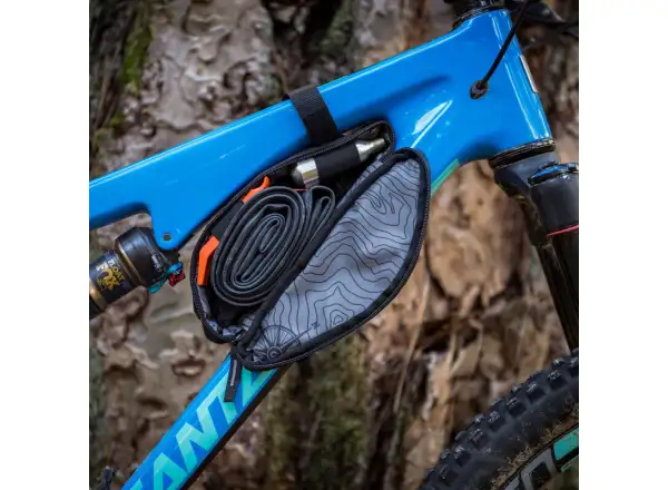 Blackburn Outpost Corner Bag Rahmentasche