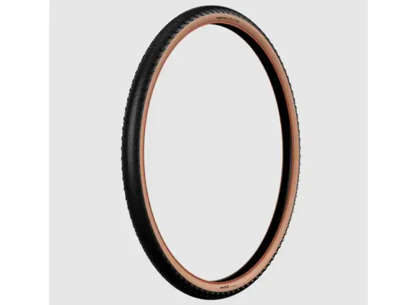 Goodyear XPLR Inter 45-622 Schotterreifen mit Kevlar-Gürtel.