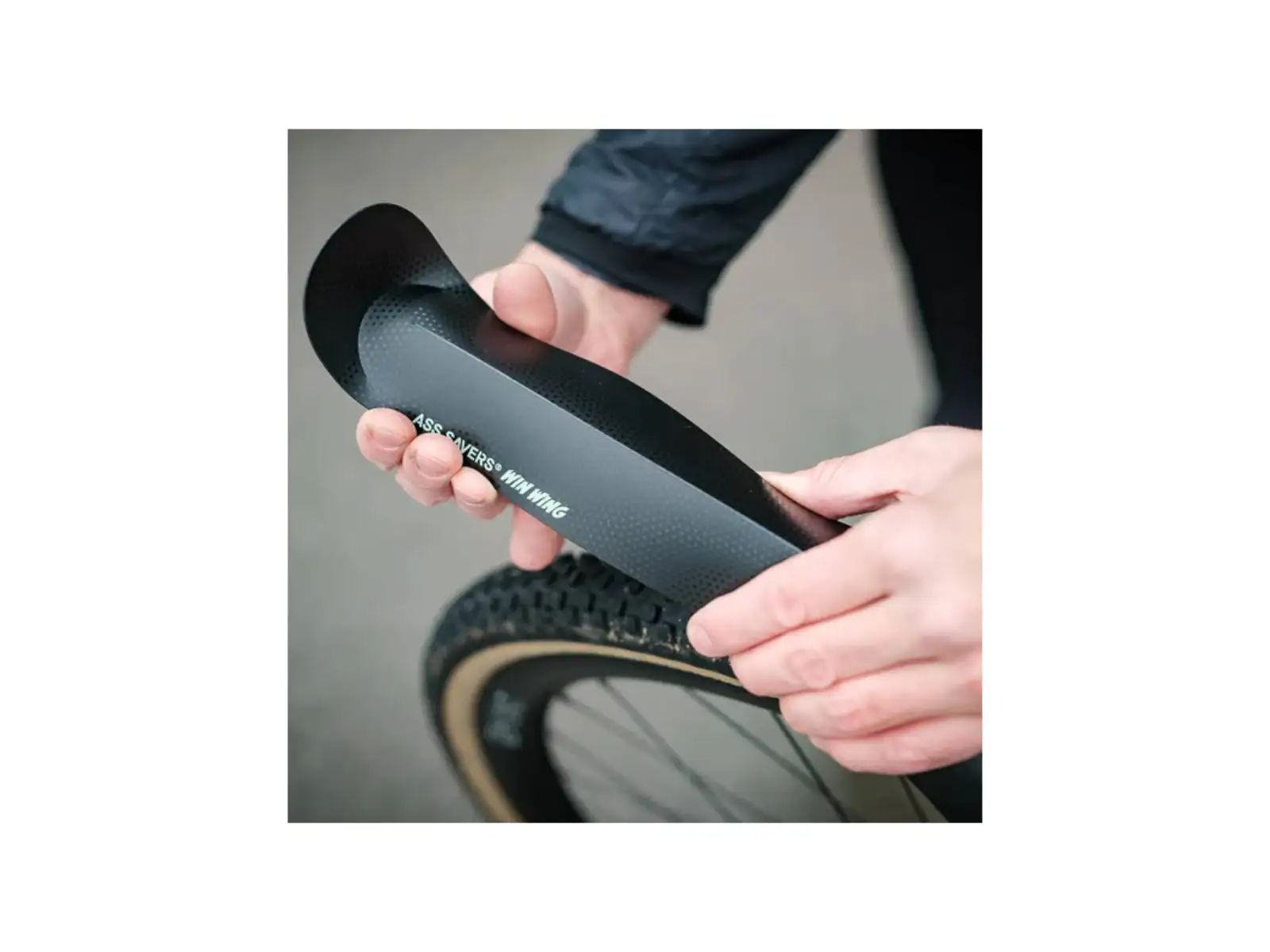 Ass Savers Win Wing 2 Gravel hinterer Kotflügel Black Dots