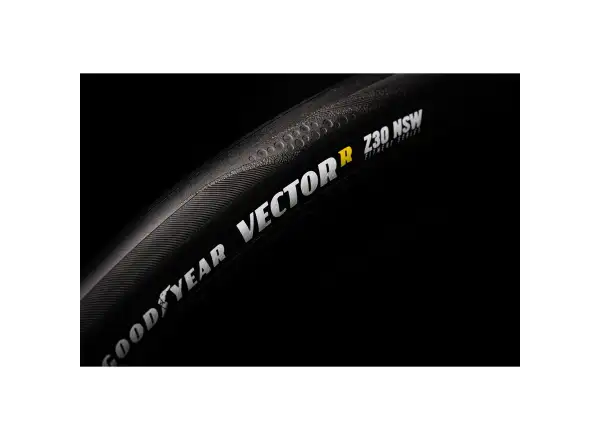 Goodyear Vector R Z30 Straßenreifen 30‑622 Black