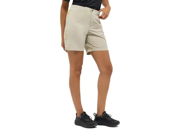 Haglöfs L.I.M Fuse Damen-Shorts Chalk Beige