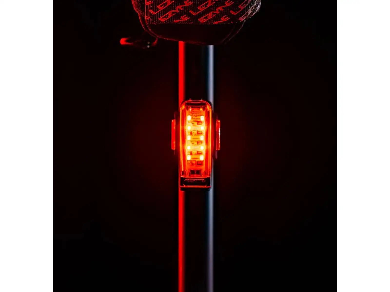 Lezyne Strip Pro Ai Allert 400+ Rücklicht