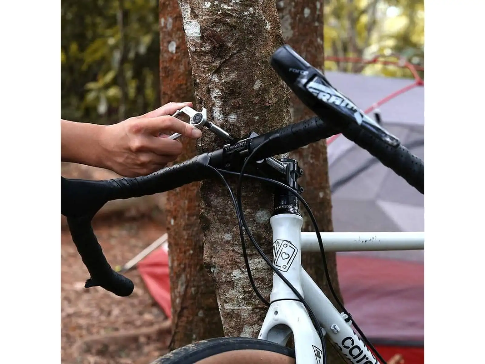 Woho WOKit 2.0 Bikepacking Werkzeugset Silber.