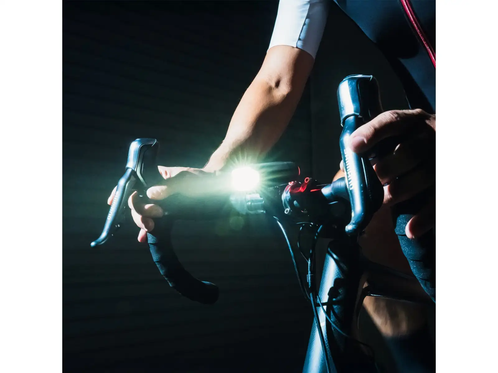 Lezyne React StVZO Vorderlicht Matte Black