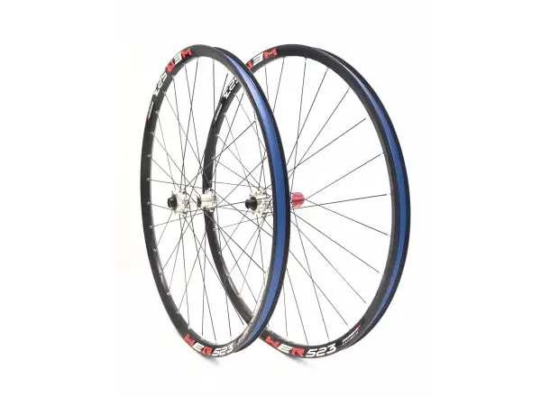 Remerx WER 523 Boost 29" MTB Laufräder, silberne Naben von Remerx, Shimano HG Nuss.