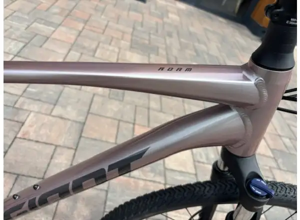 Giant Roam 3 Trekkingrad Shell White MUSTER