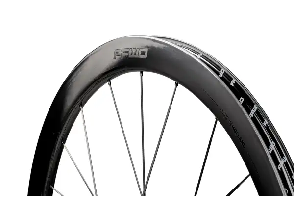FFWD RAW CS 44 Straßenrad Laufräder Gloss Schwarz