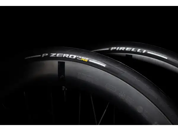 Pirelli P Zero Race RS TLR Straßenreifen schwarz