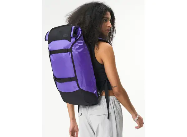 Aevor Trip Pack Rucksack 33 l Oxy Purple