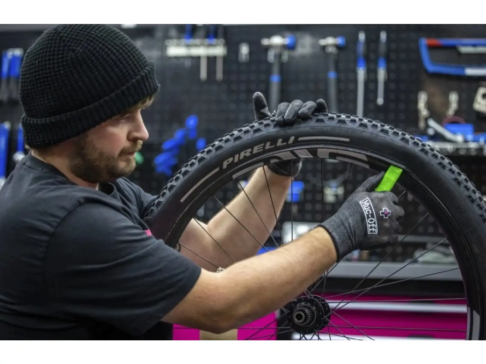 Muc-Off Rim Stix Reifenheber pink