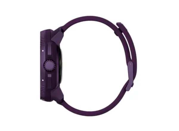 Die Suunto Race Titanium Smartwatch Amethyst.
