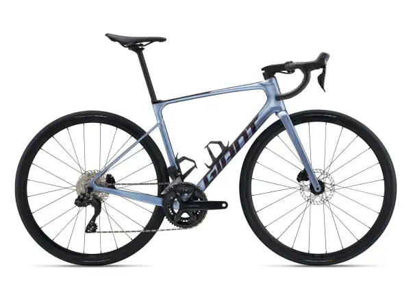 Giant Defy Advanced 1 Rennrad Frost Silver