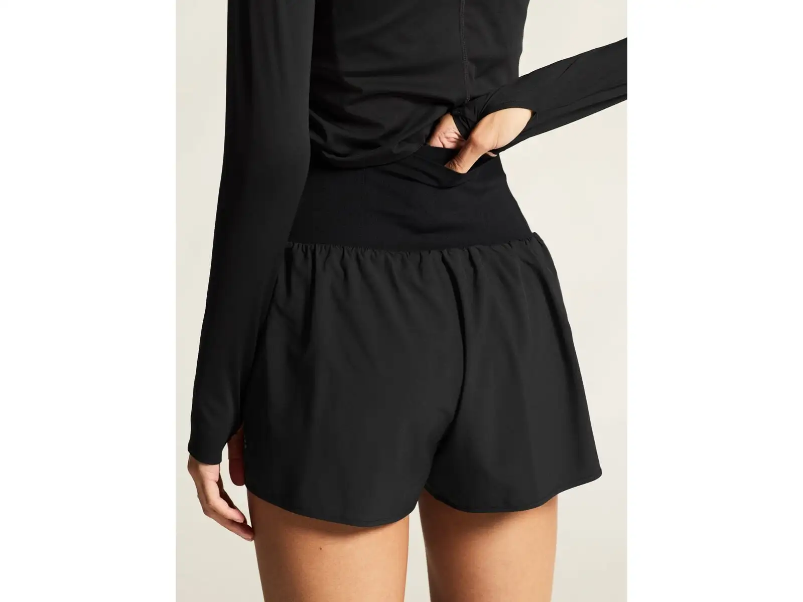 Craft Hypervent Wide Damen-Laufshorts schwarz