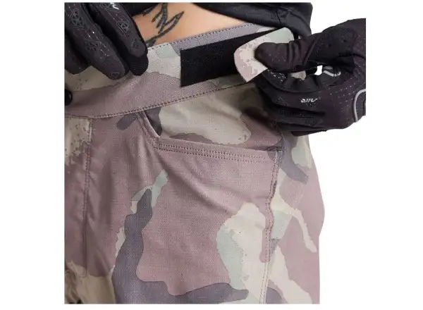 Troy Lee Designs Flowline Shorts mit Einsatz Camo Woodland