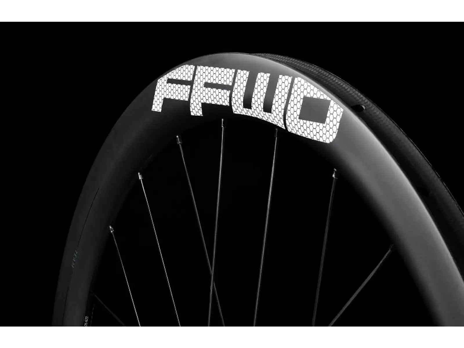FFWD RYOT44 DT240 2:1 EXP Straßenkarbonräder Weiß, Nuss Shimano 11/12-Gang.