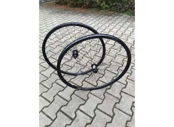 DT GRC LOG 25 Gravel Laufradsätze