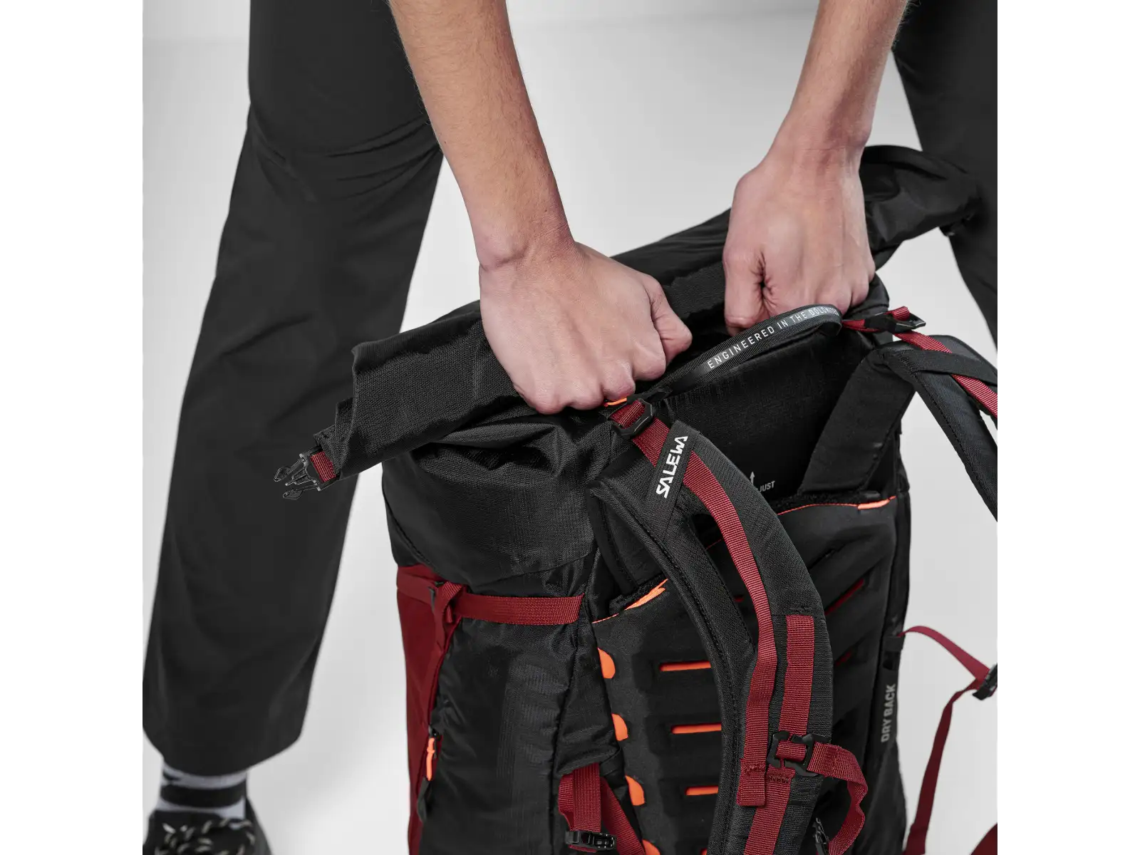 Salewa Puez Damen Tourenrucksack 40+5 l Syrah/Black Out