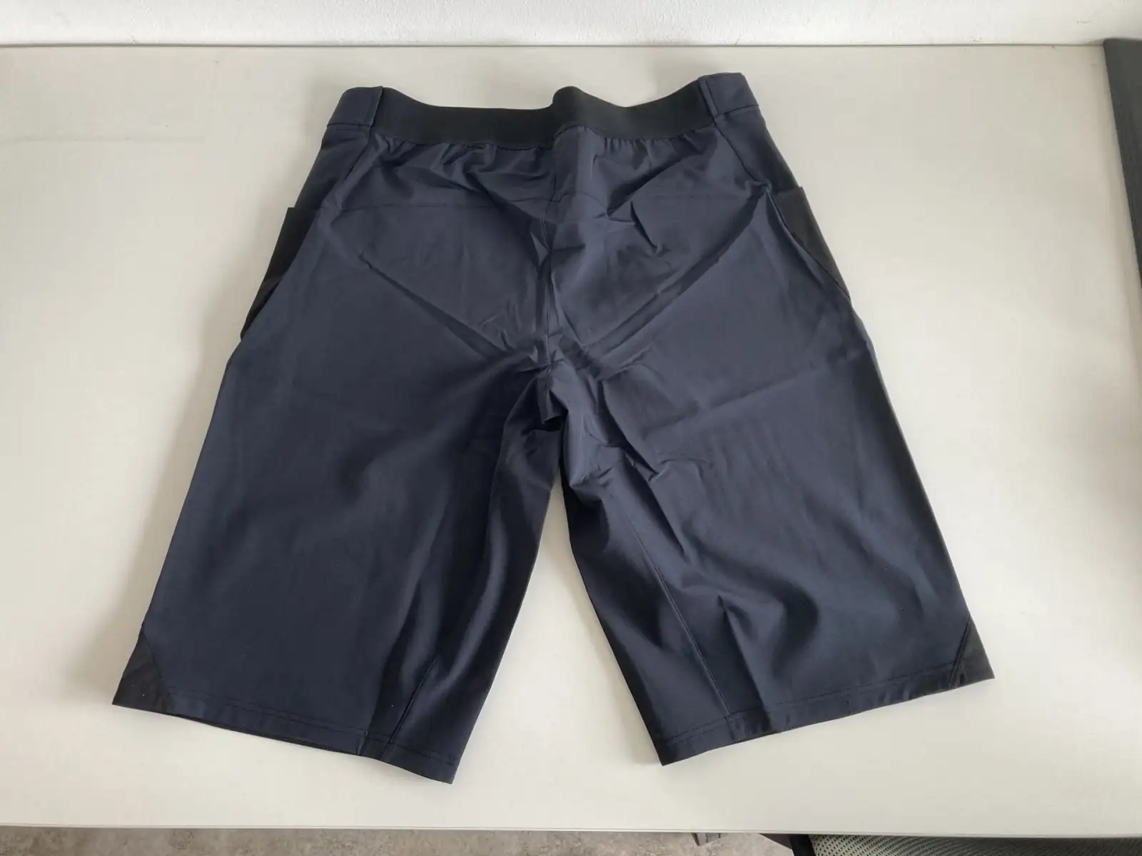Cannondale CFR Replica Herren-Fahrradhose schwarz/weiß/grün