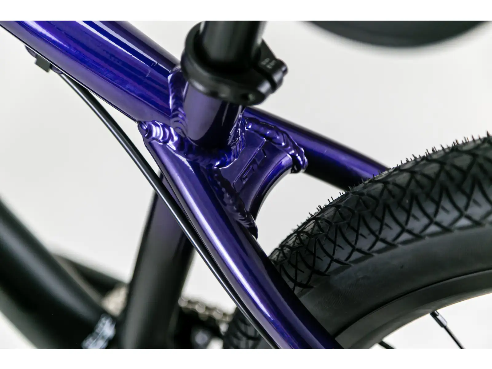 GT La Bomba Pro Dirtbike