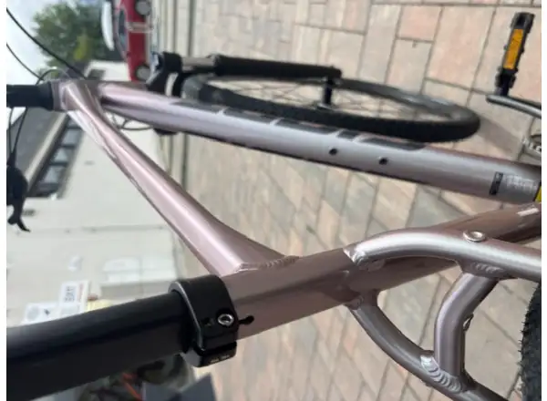 Giant Roam 3 Trekkingrad Shell White MUSTER