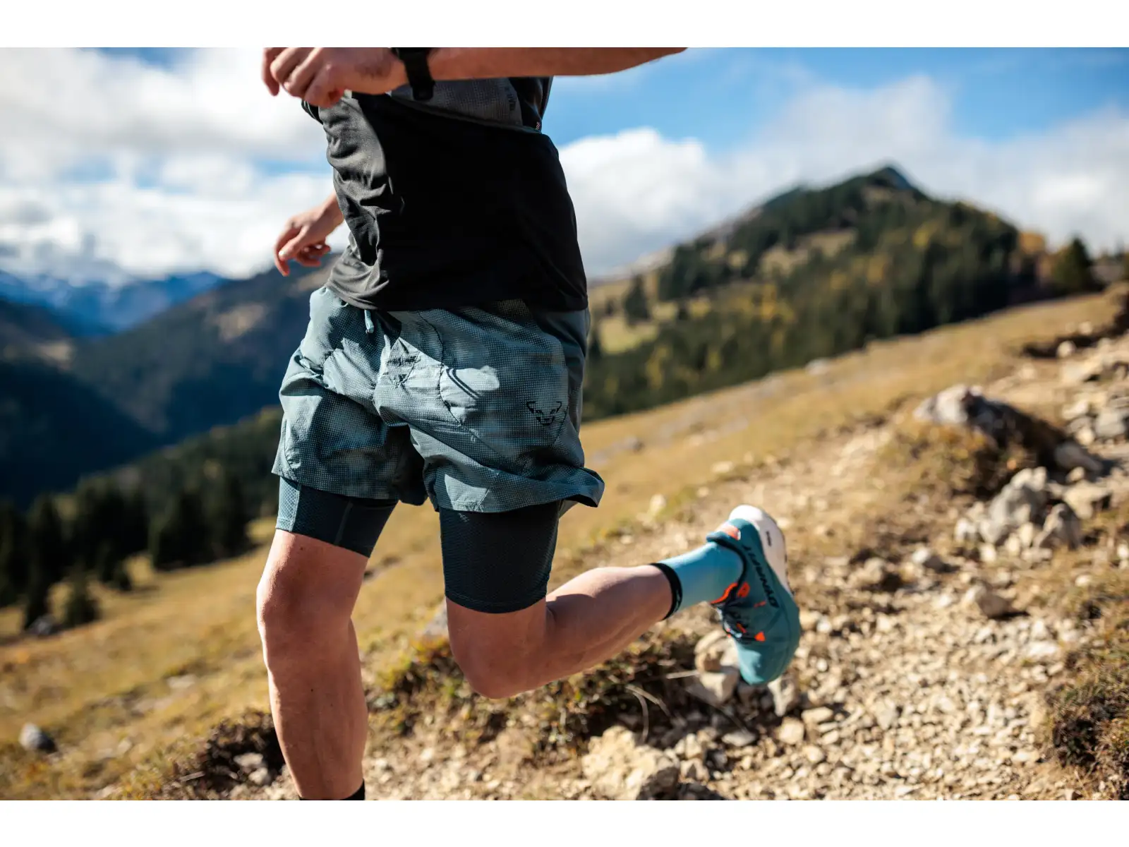 Dynafit Trail Reflective 2v1 Herren Laufshorts Cinder