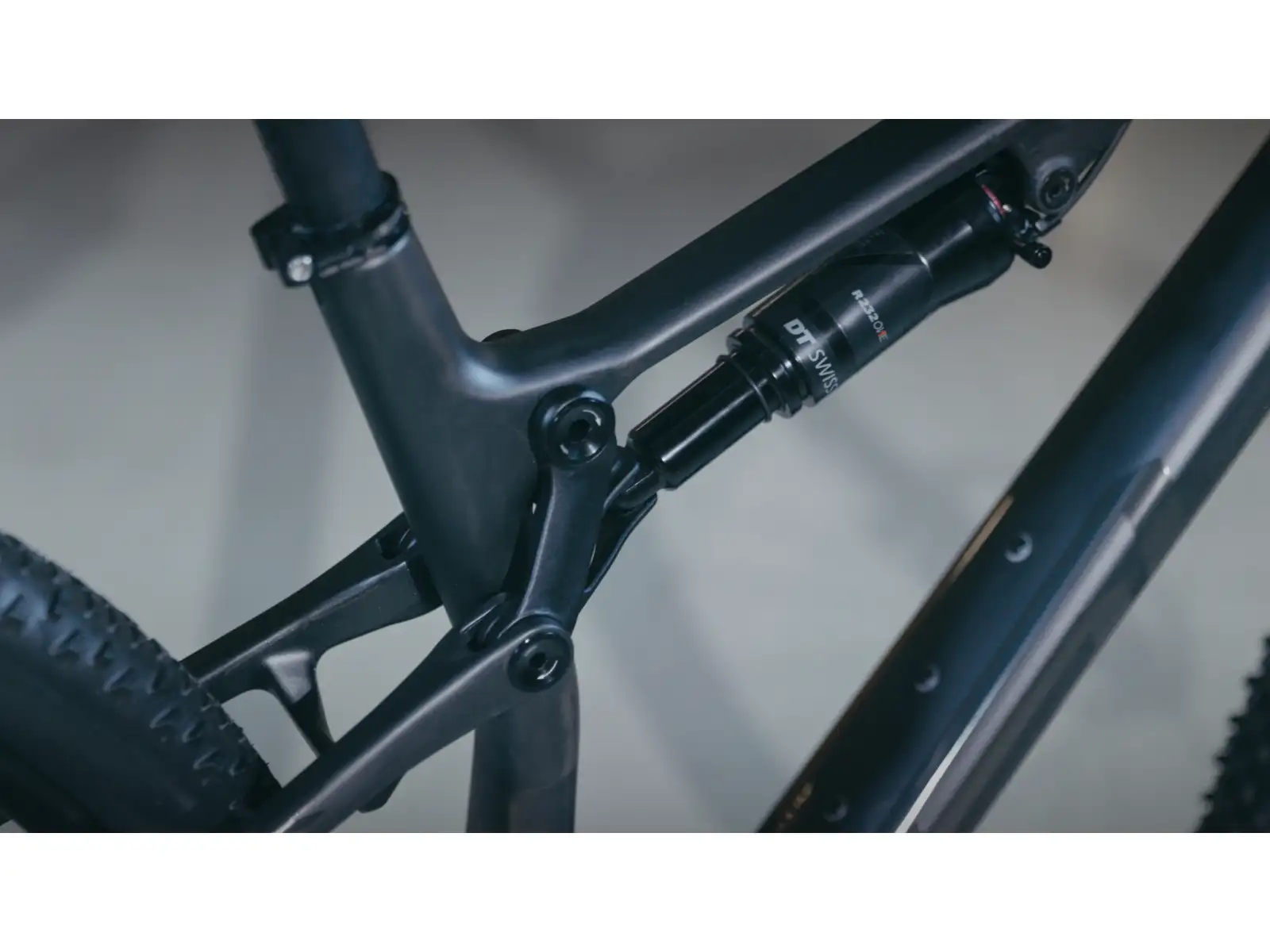 Superior XF 979 RC Mountainbike Matte Carbon/Stealth Chrome
