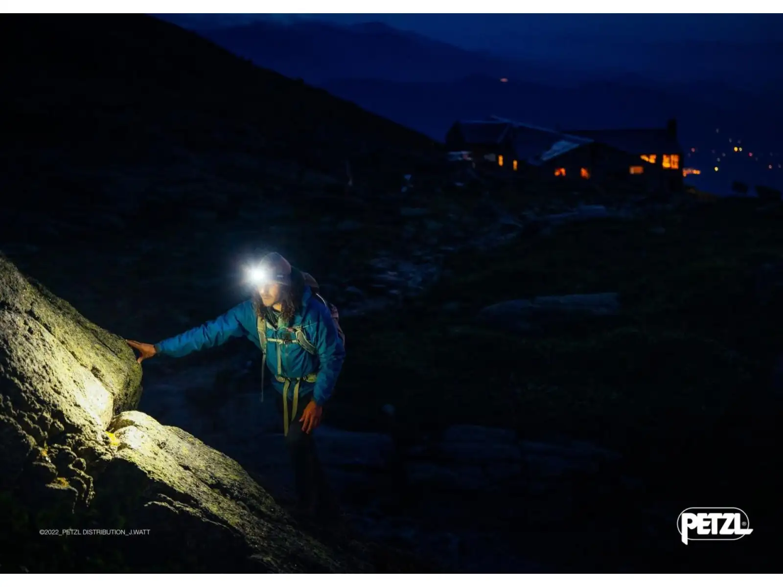 Petzl Tikka Core Stirnlampe Blau