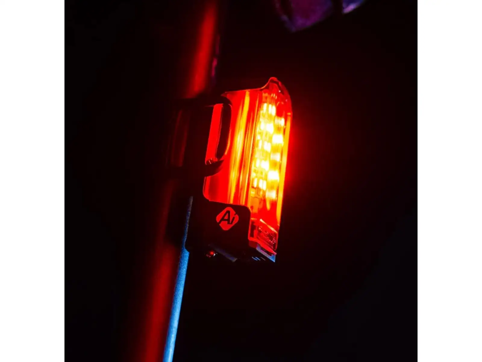 Lezyne Strip Pro Ai Allert 400+ Rücklicht