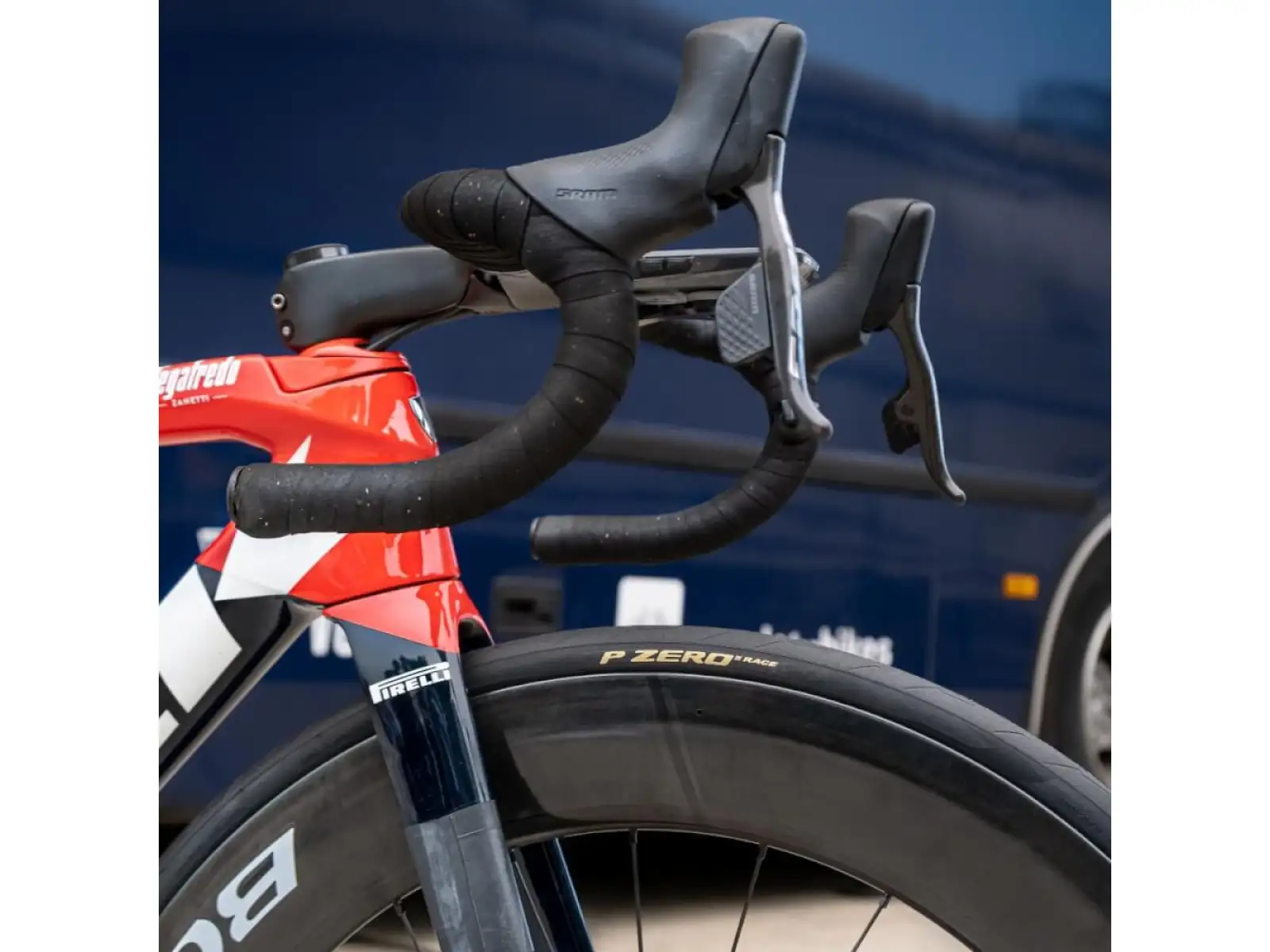 Pirelli P Zero Race 150° Jubiläum 28-622 Rennreifen Kevlar schwarz